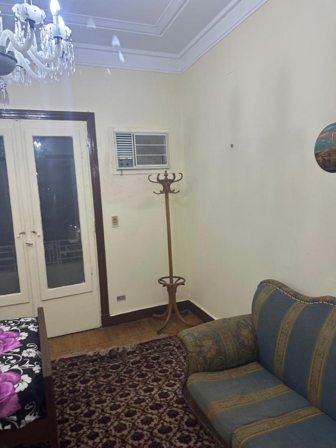 Beautiful Apartment In The Heart Of Cairo Exterior photo